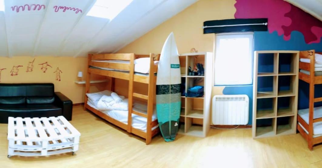 Hostel Surfhousegerra San Vicente De La Barquera Exterior foto